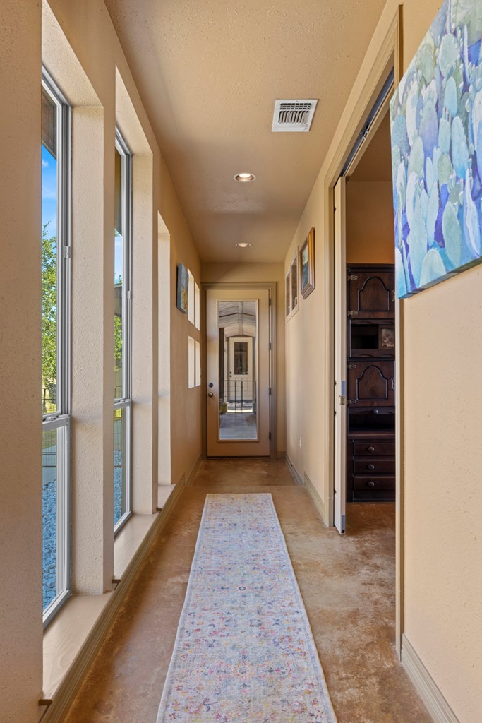 515 Settlers Way