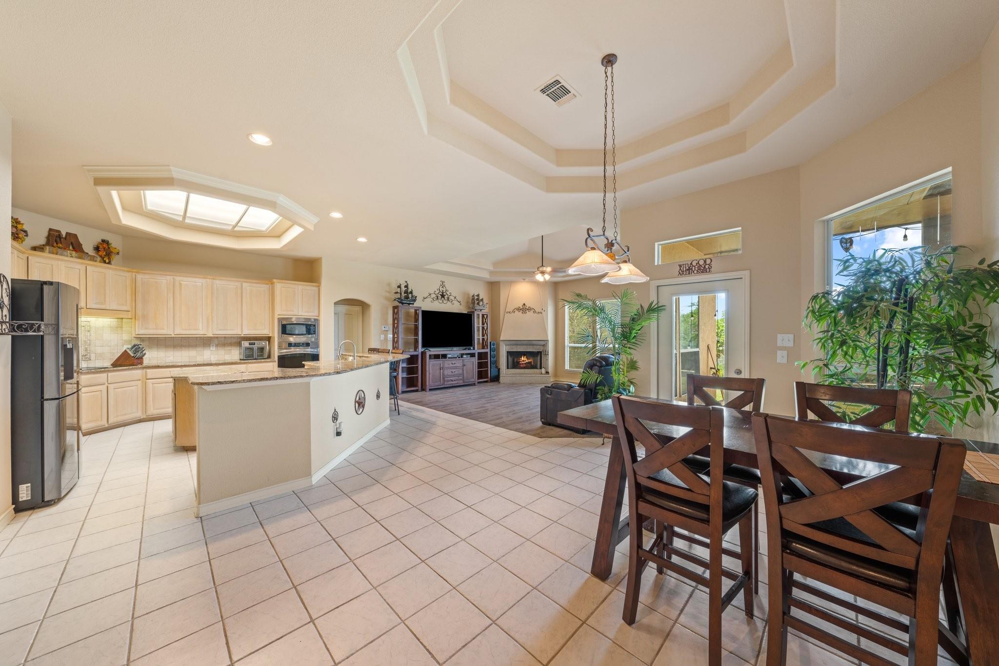 106 Mesquite TRL