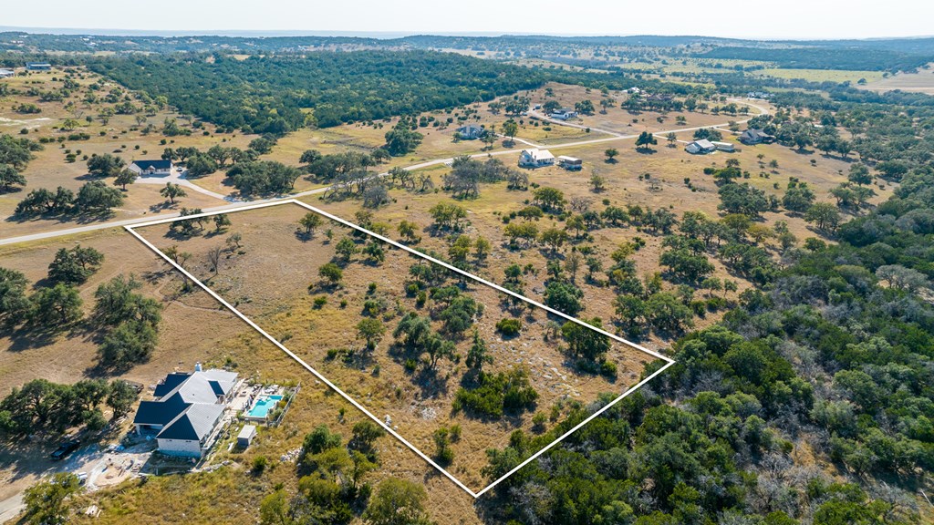 658 Thriving Oak Dr.