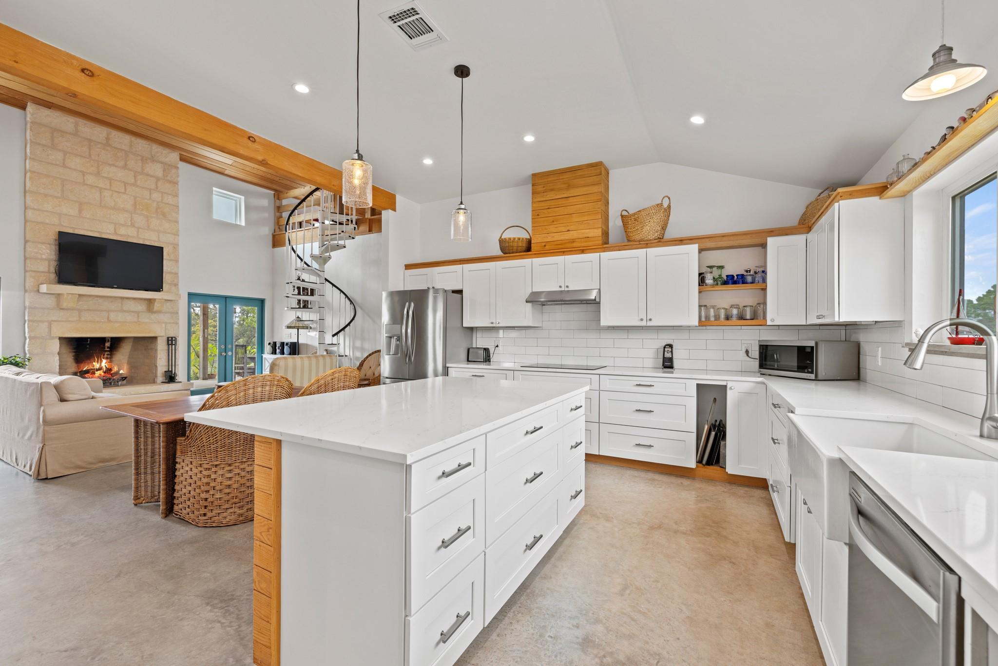456 Colt Valley RD