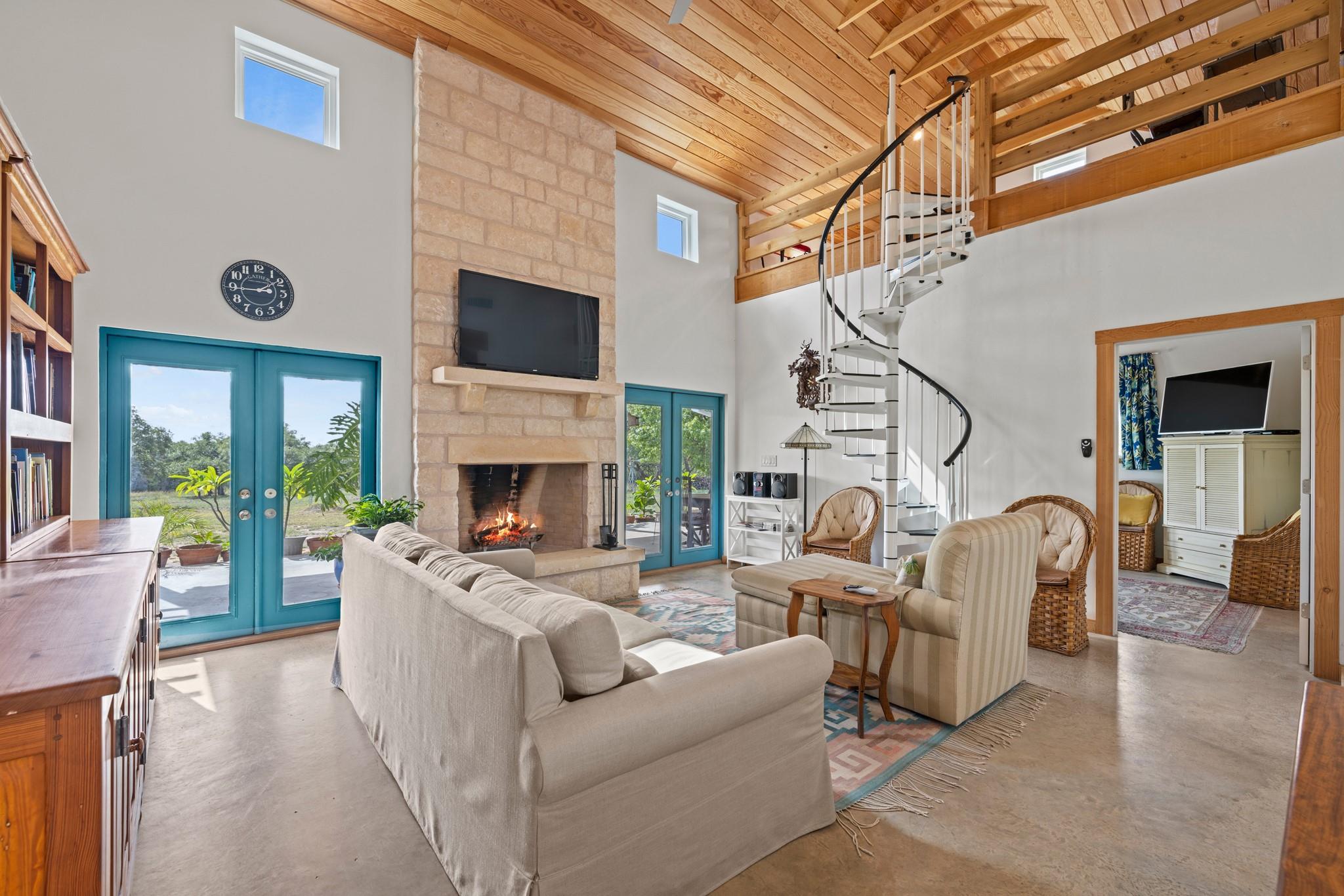 456 Colt Valley RD