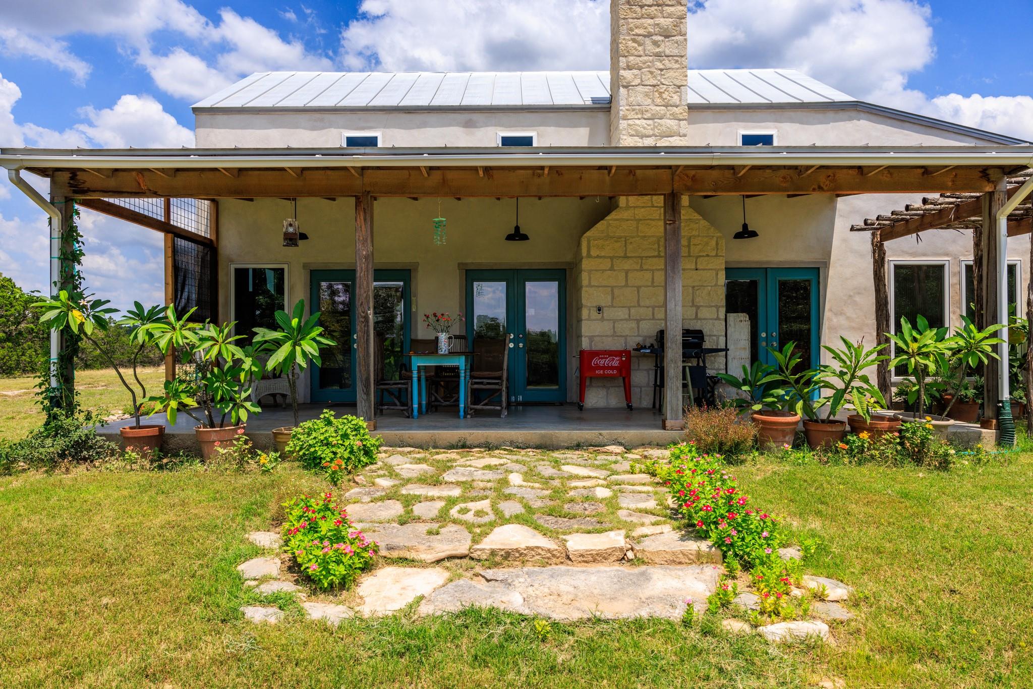 456 Colt Valley RD