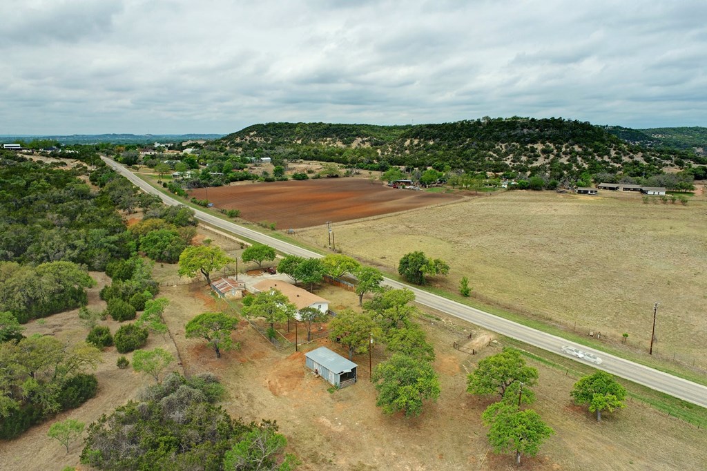 2933 N State Hwy 16