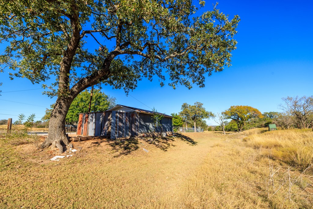 2933 N State Hwy 16