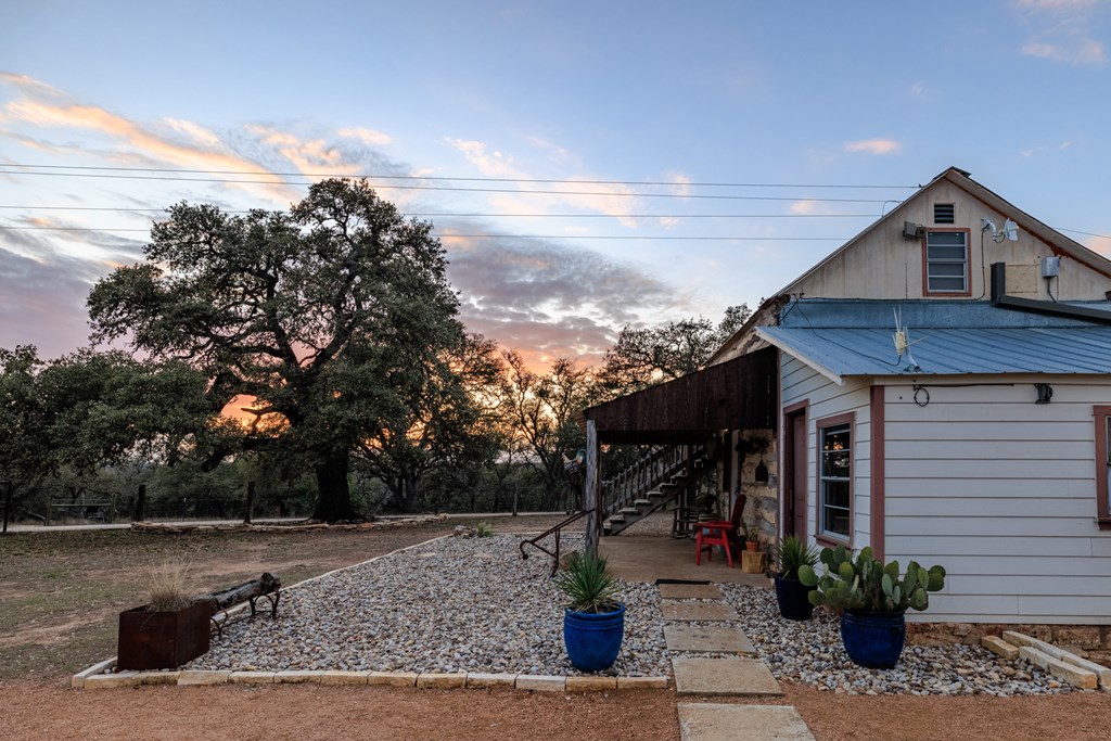 888 Dietrich Rd
