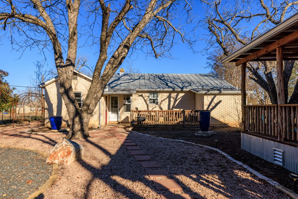 406 S Columbus