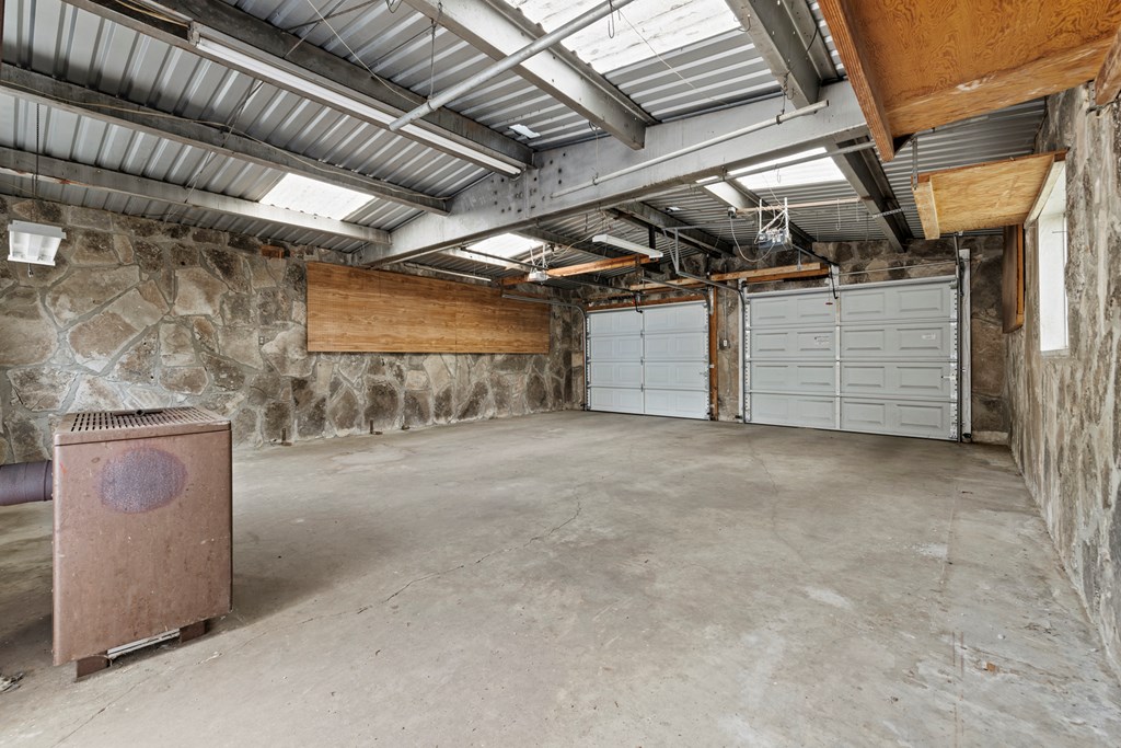 809 N Edison St