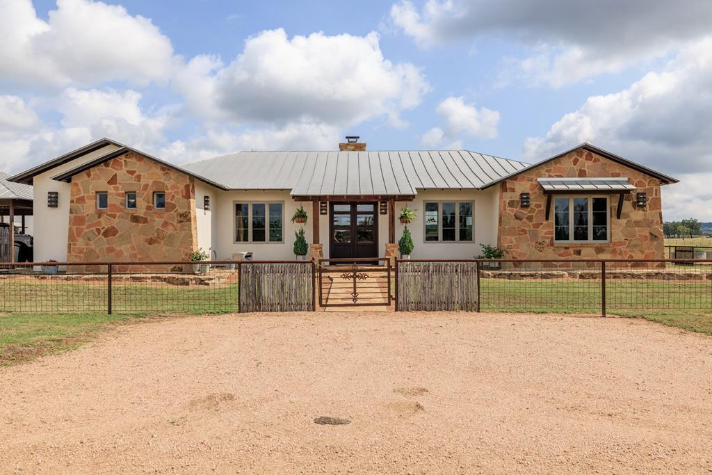 5686 Ranch Rd 1631
