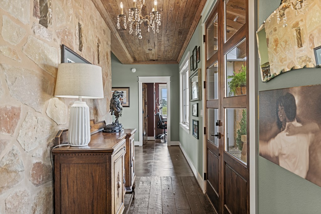 5686 Ranch Rd 1631