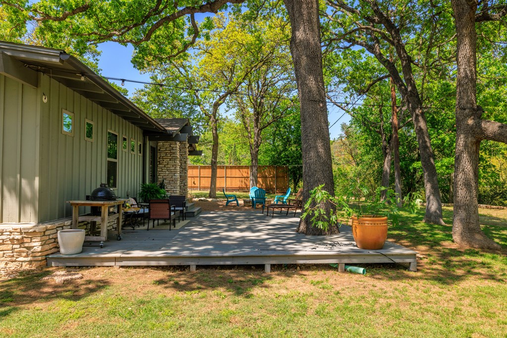 202 Tanglewood Dr