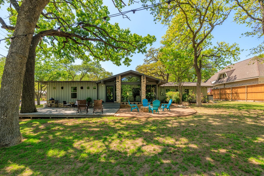 202 Tanglewood Dr