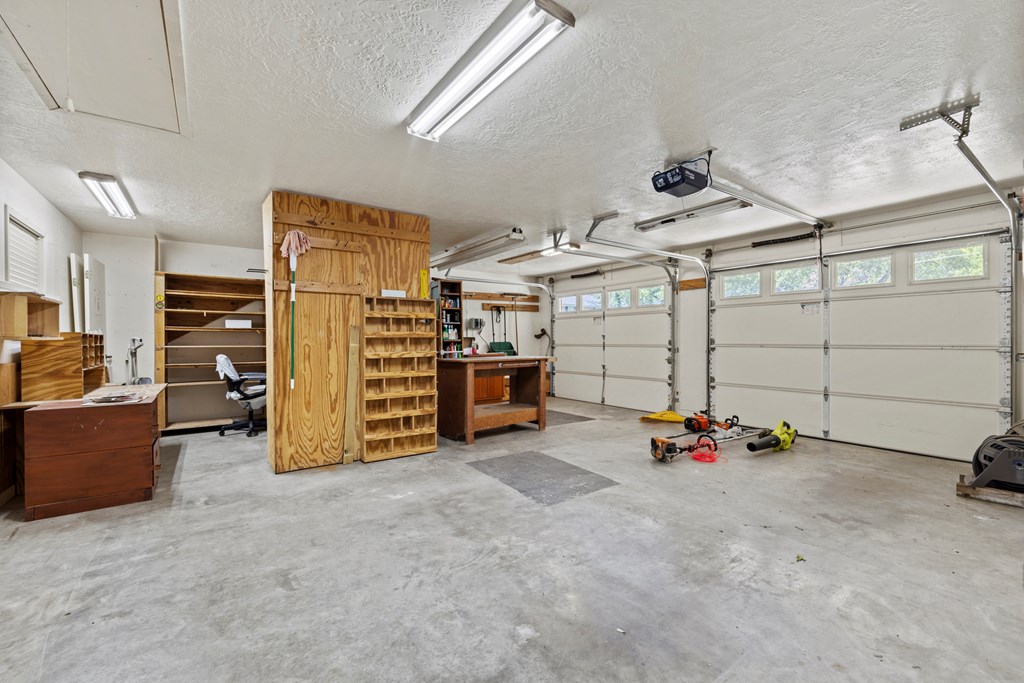 126 Tanglewood Dr