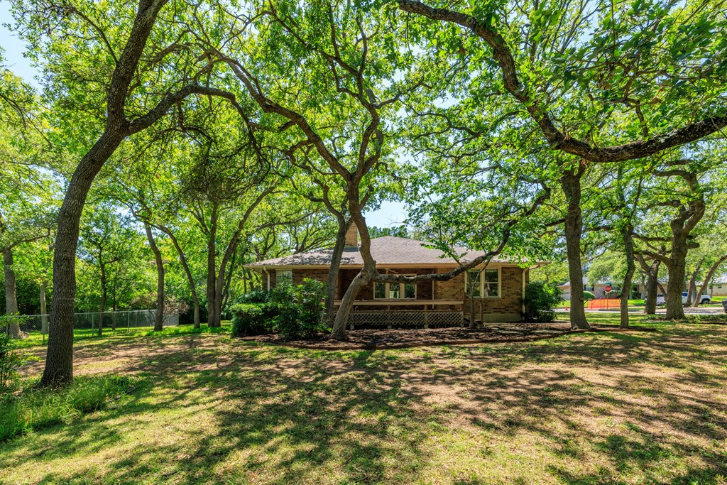 126 Tanglewood Dr