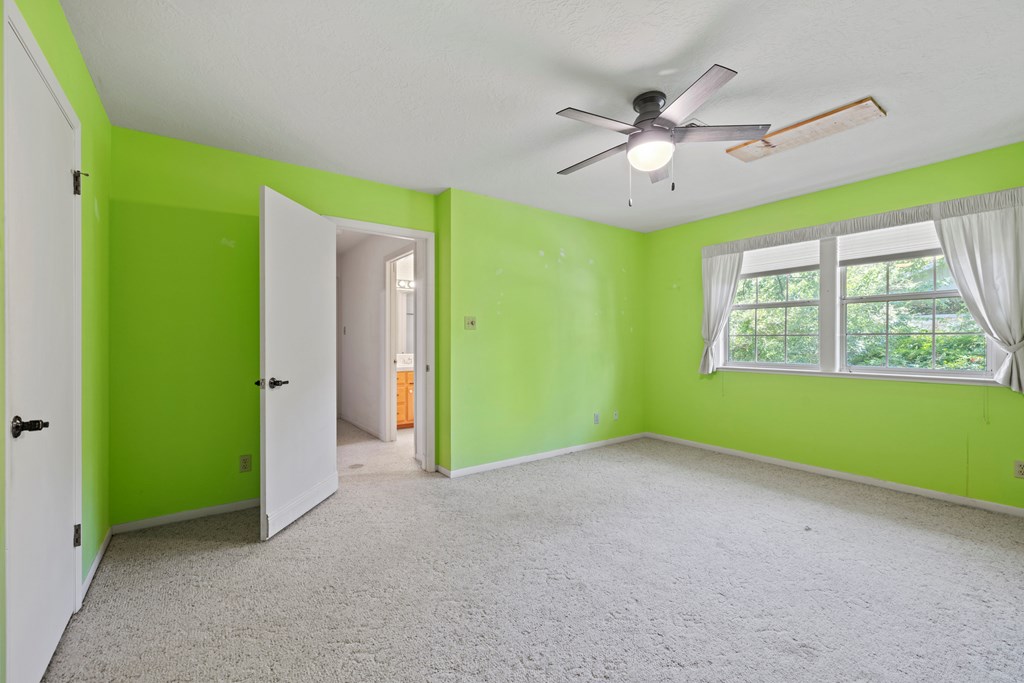 126 Tanglewood Dr