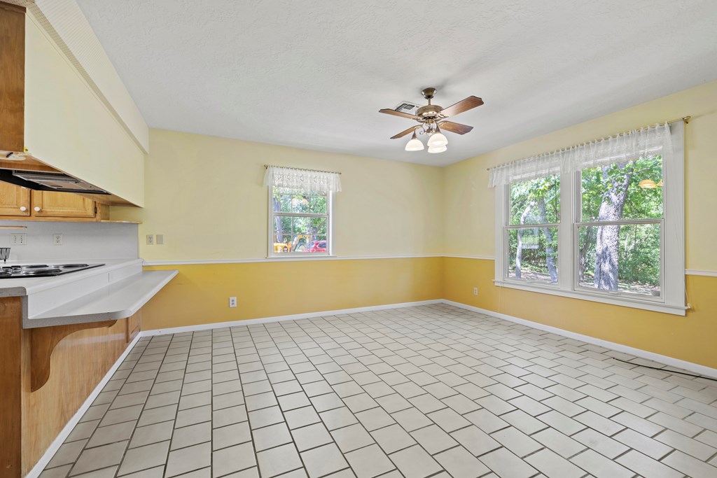 126 Tanglewood Dr