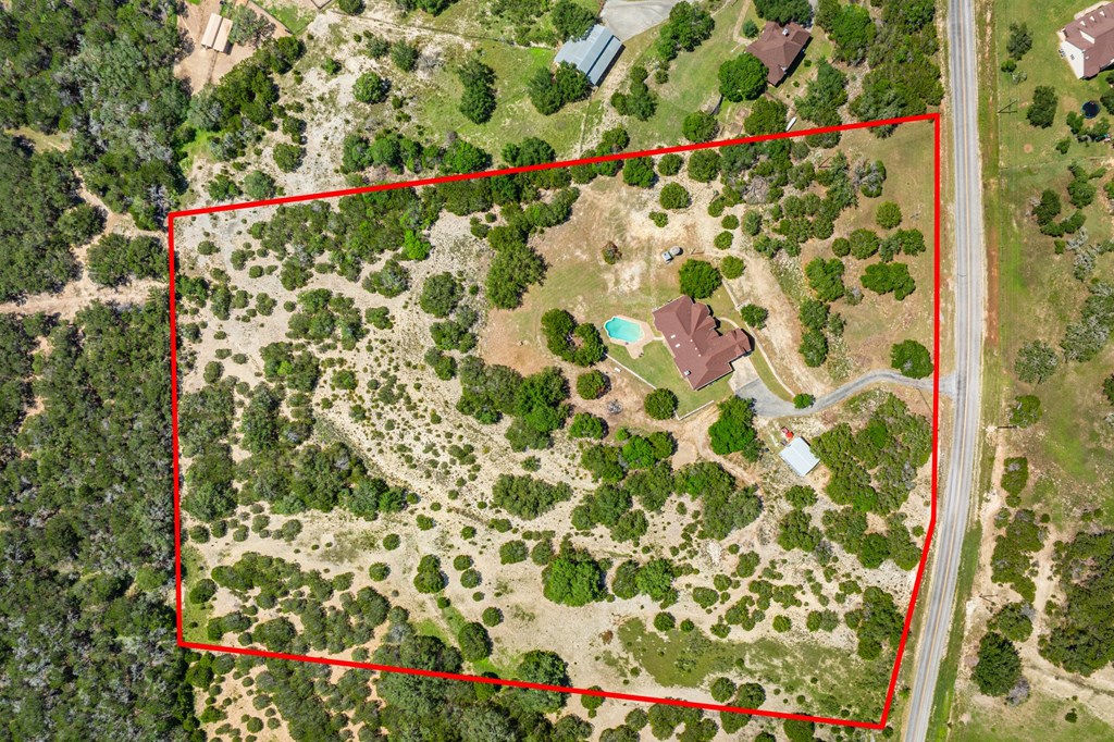 106 Mesquite Trl