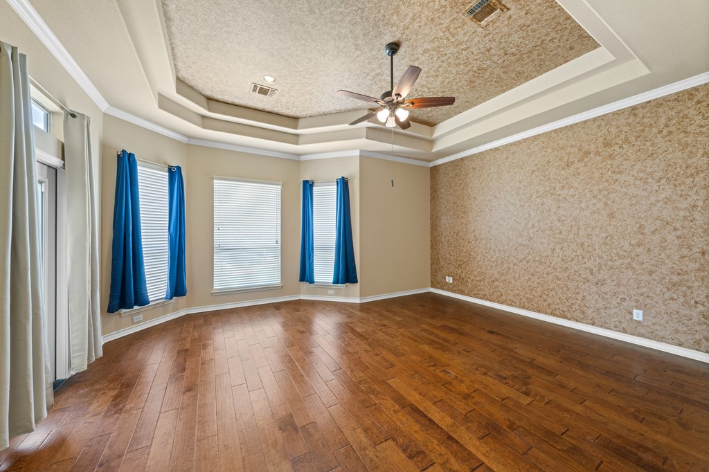 106 Mesquite Trl