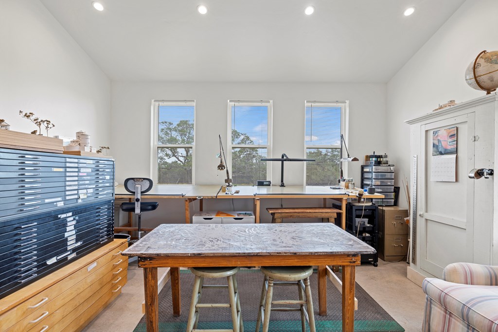 456 Colt Valley Rd