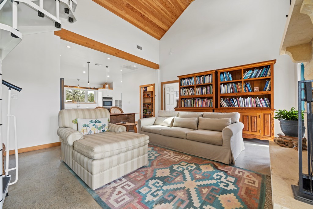 456 Colt Valley Rd