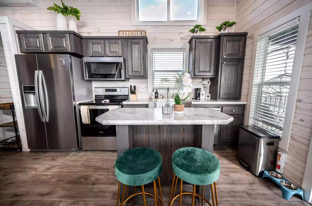 5386 Ranch Rd 1376 205