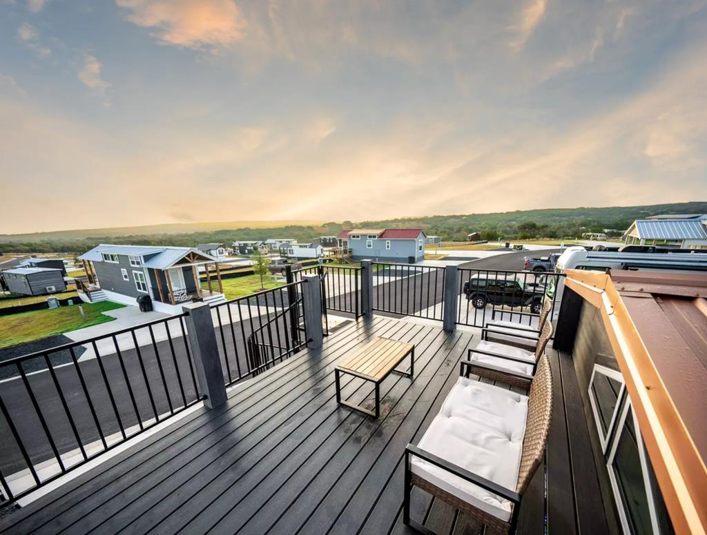 5386 Ranch Rd 1376 205