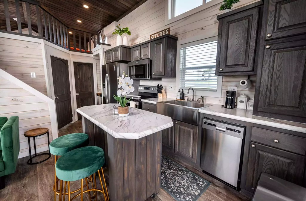 5386 Ranch Rd 1376 205