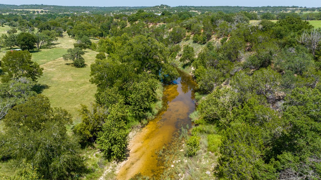 810 Clear Creek Rd
