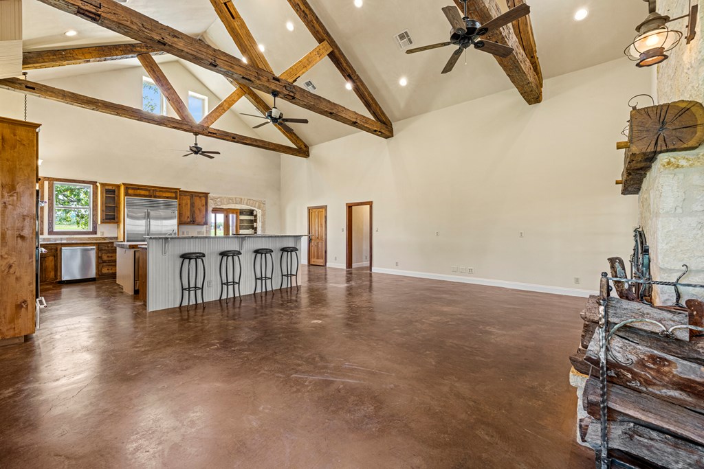 810 Clear Creek Rd
