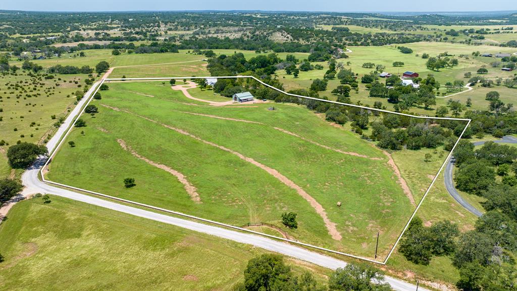 810 Clear Creek Rd