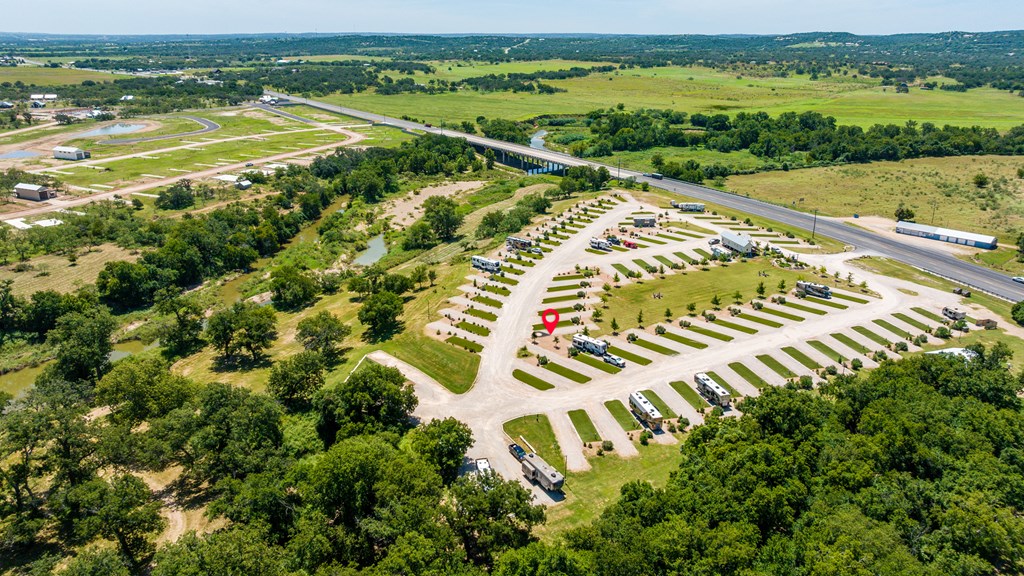 4584 US Hwy 290