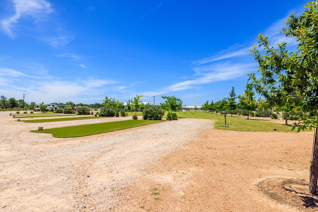 4584 US Hwy 290