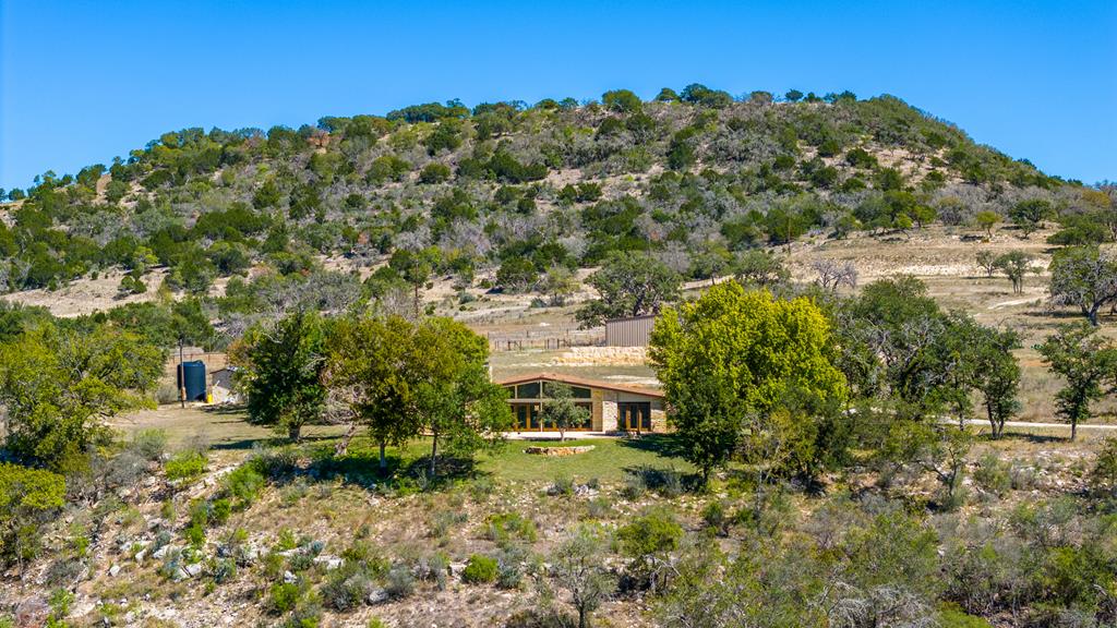 241 N US Hwy 87