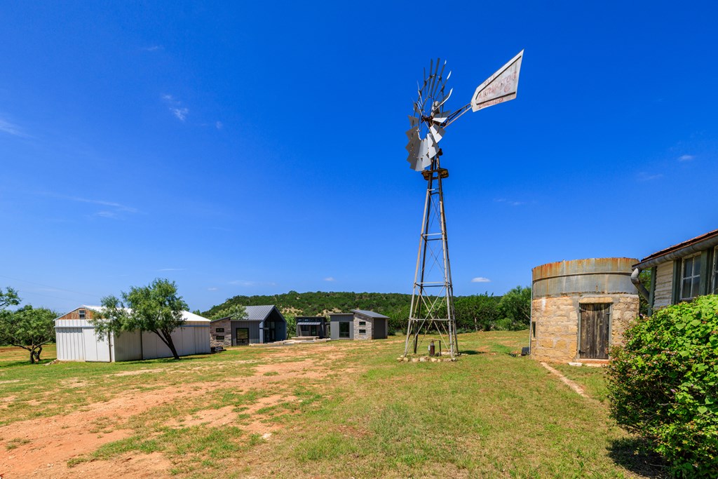 1825 Onion Creek Rd
