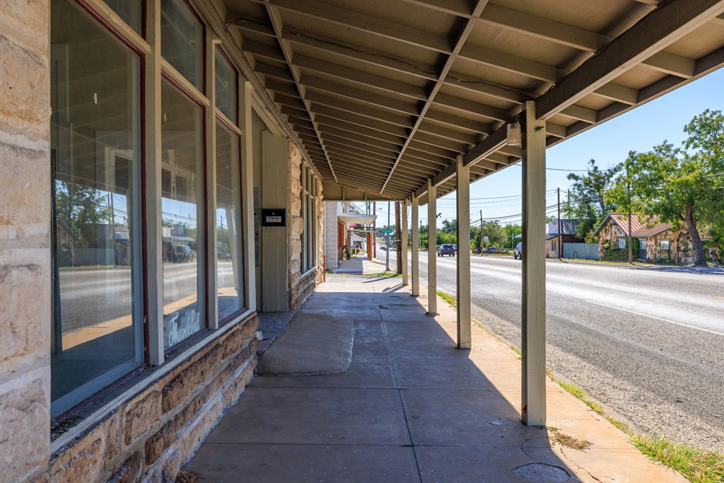 23654 US Hwy 290