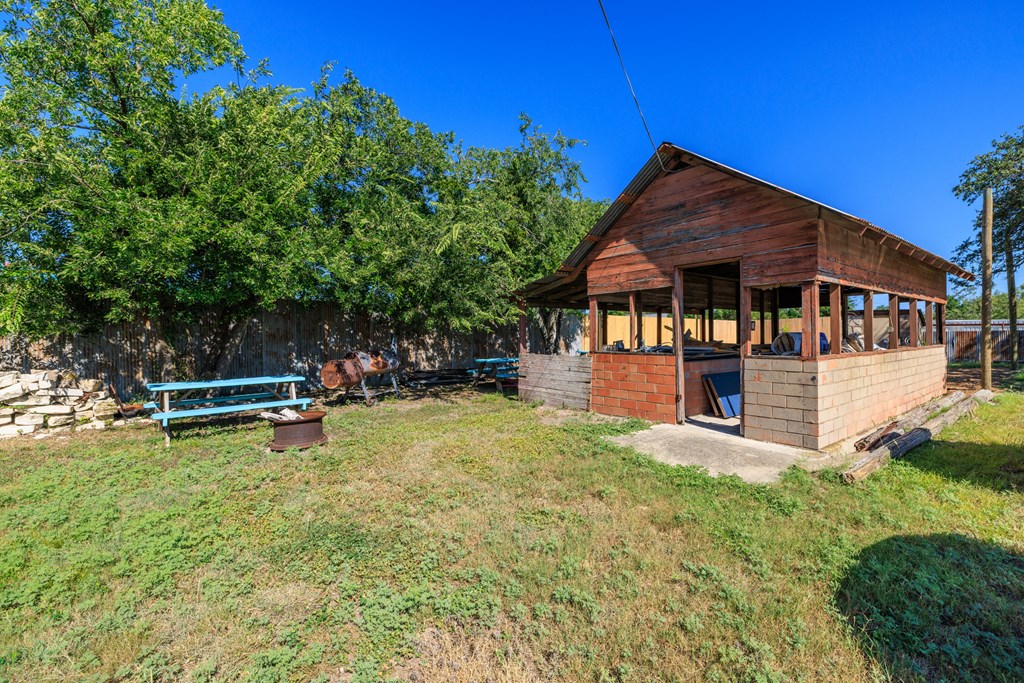 23654 US Hwy 290
