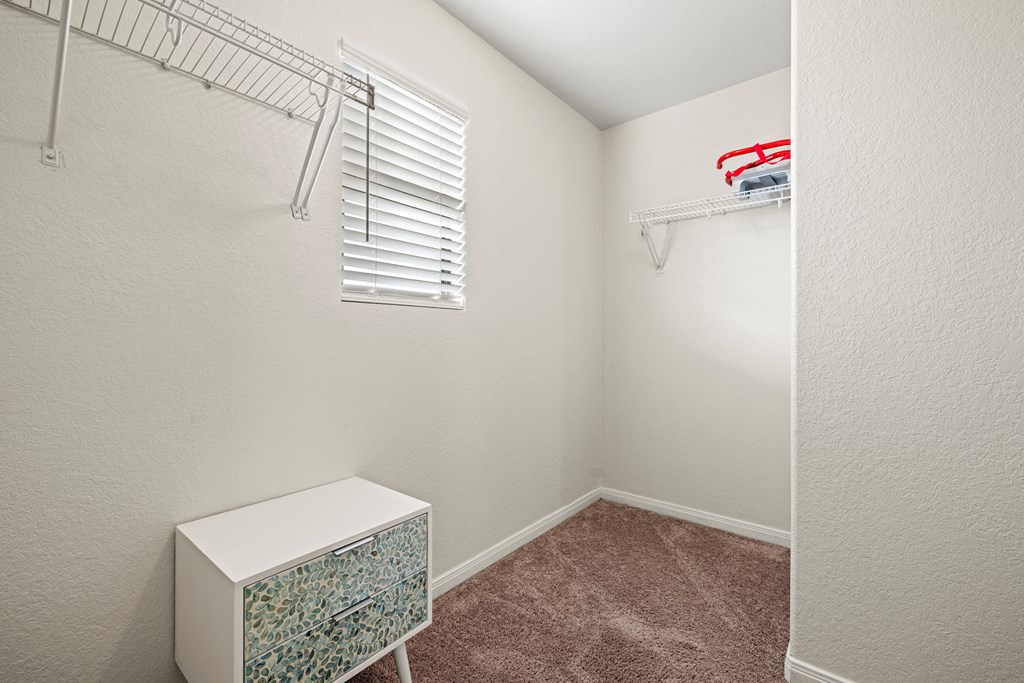510 Mueller St 16