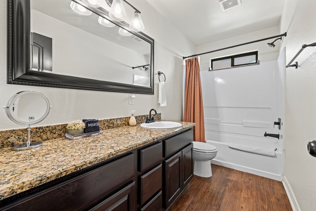 510 Mueller St 16
