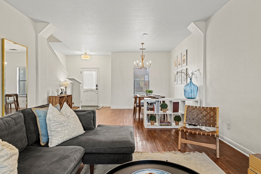 510 Mueller St 16