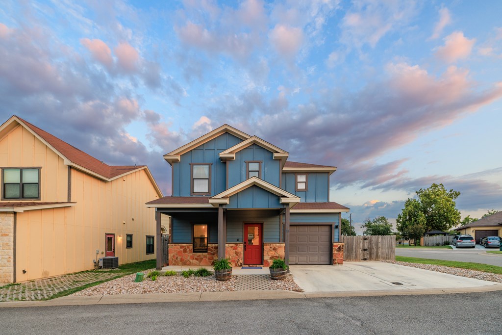 510 Mueller St 16