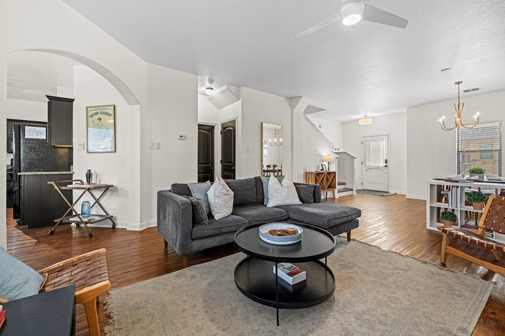 510 Mueller St 16