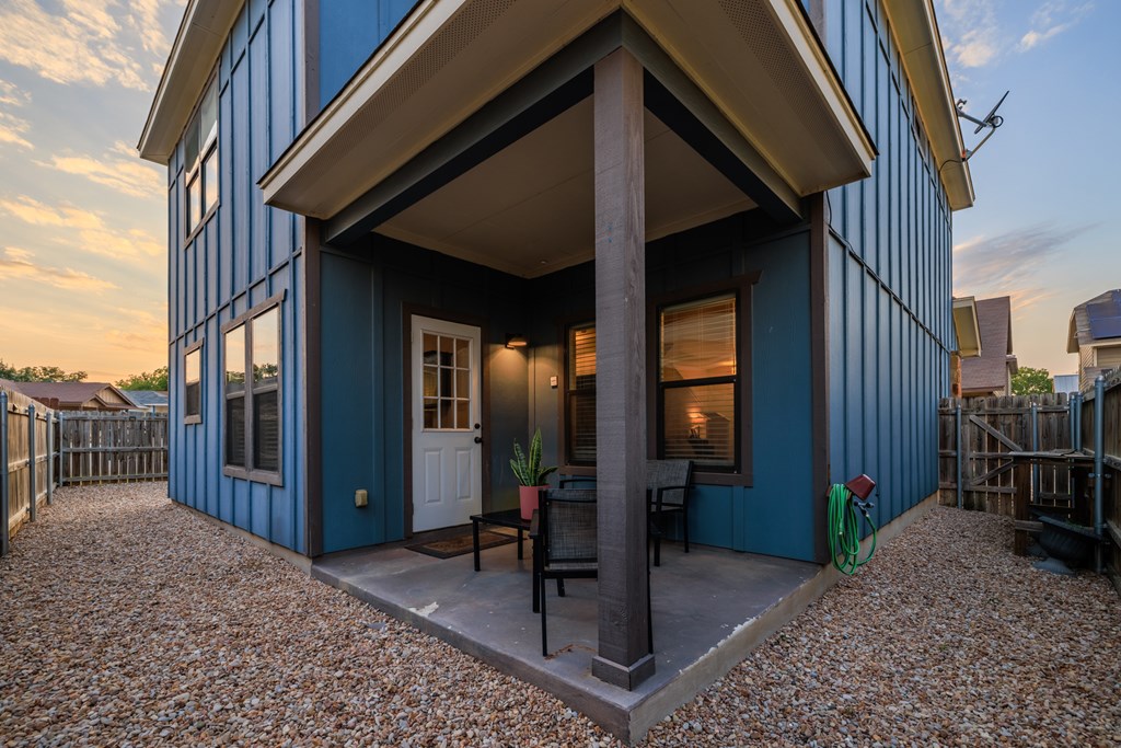 510 Mueller St 16