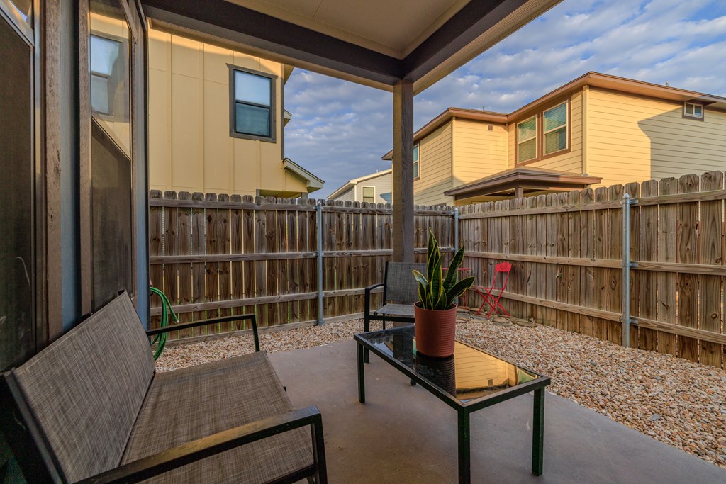 510 Mueller St 16