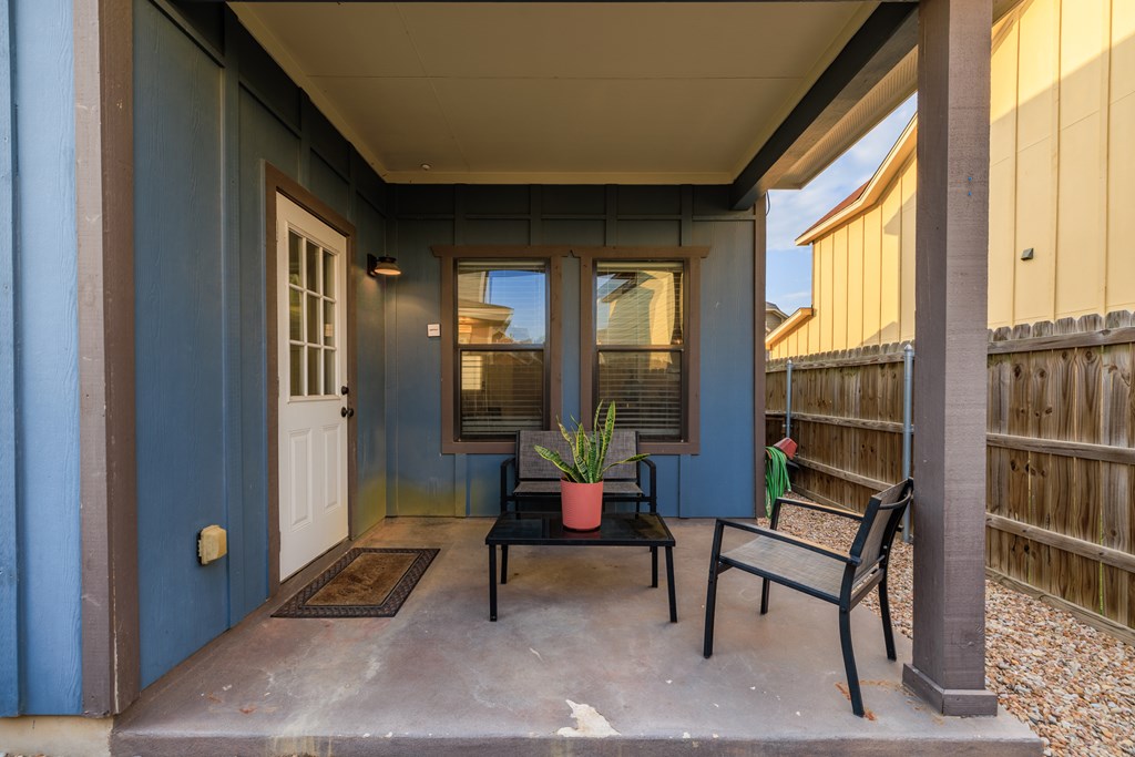 510 Mueller St 16