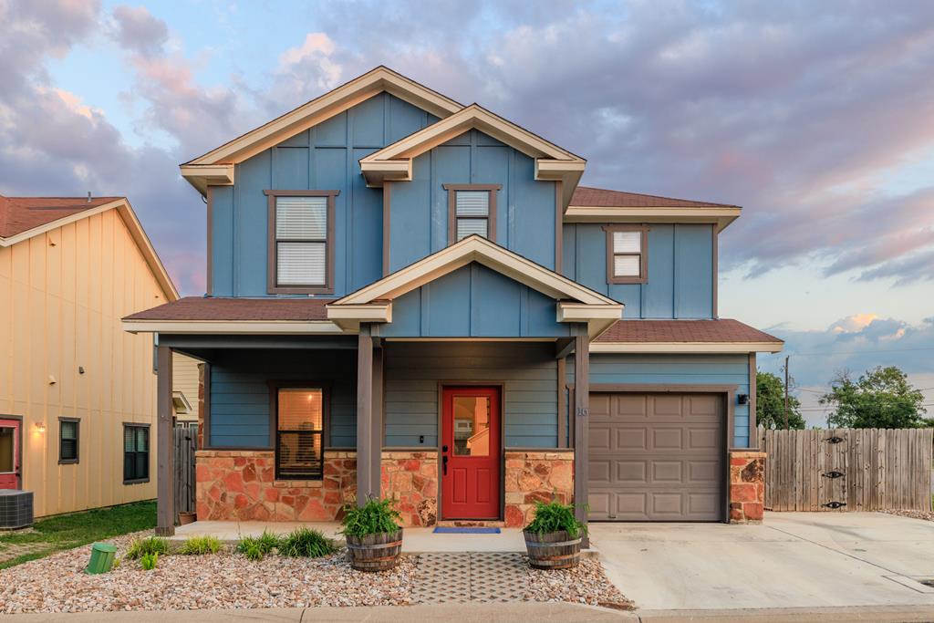 510 Mueller St 16