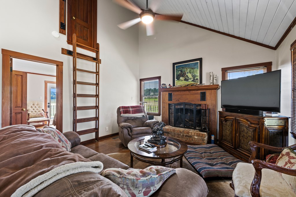 3366 Ranch Rd 965