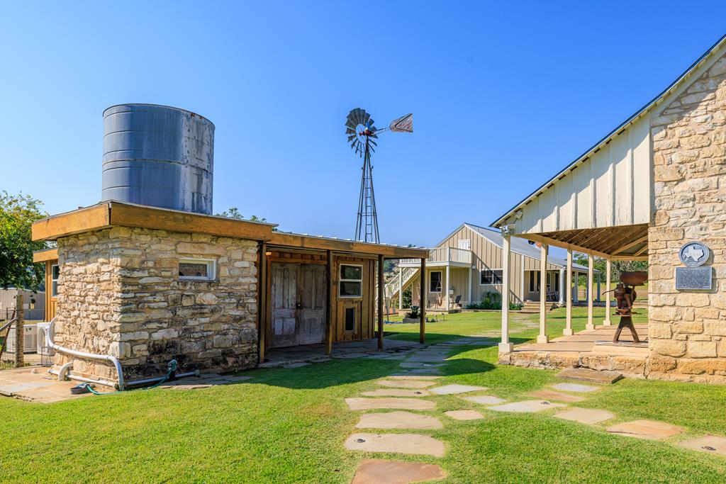 3366 Ranch Rd 965