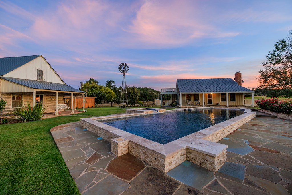 3366 Ranch Rd 965