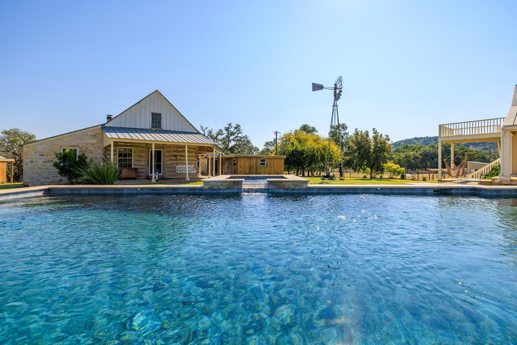 3366 Ranch Rd 965