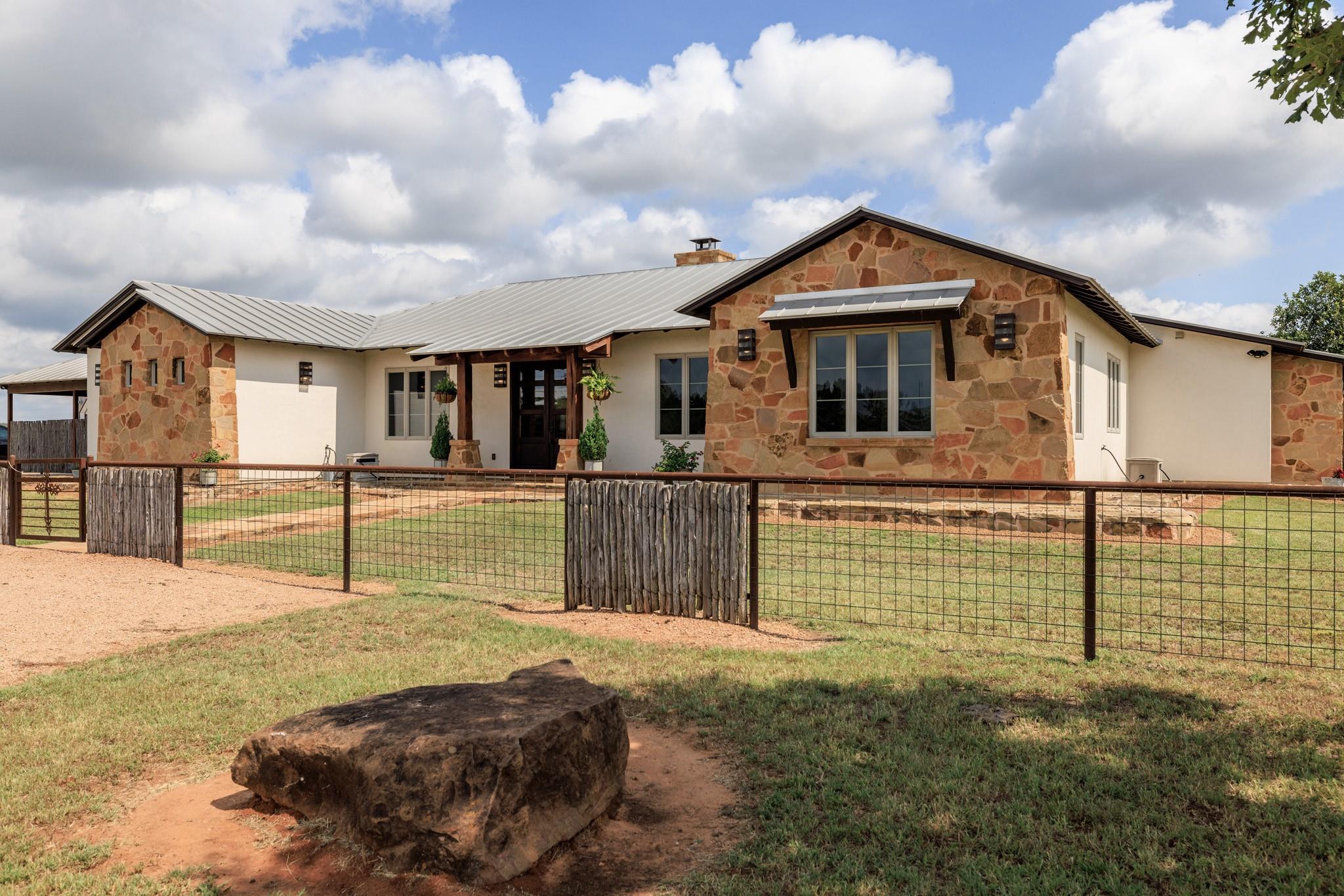 5686 Ranch Road 1631 RD