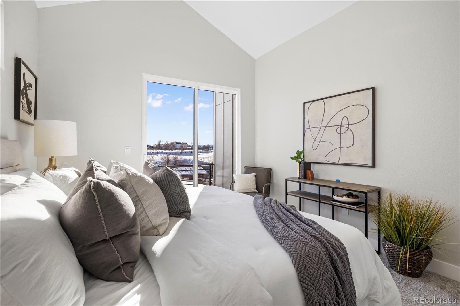 1269 Yates Street Unit: 3